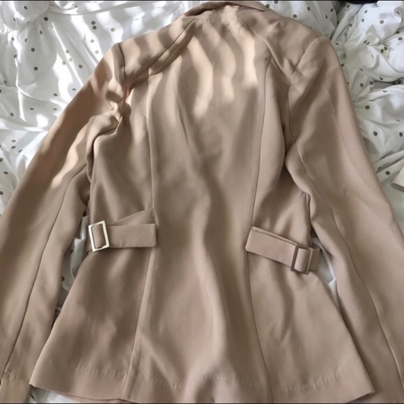 Justfab Side buckle Tan Blazer SZ XS - NWT! - Picture 2 of 2